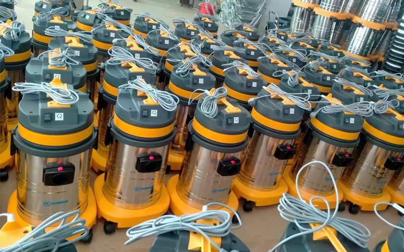 Máy hút bụi Kumisai KMS80A